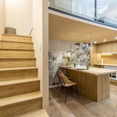 Downtown Comfort Two